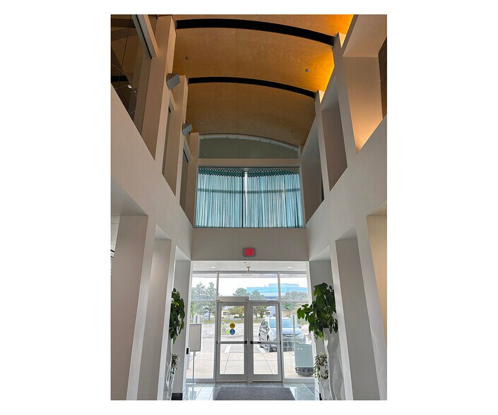 More Photos Of 999 Fourier Dr, Madison Office For Lease