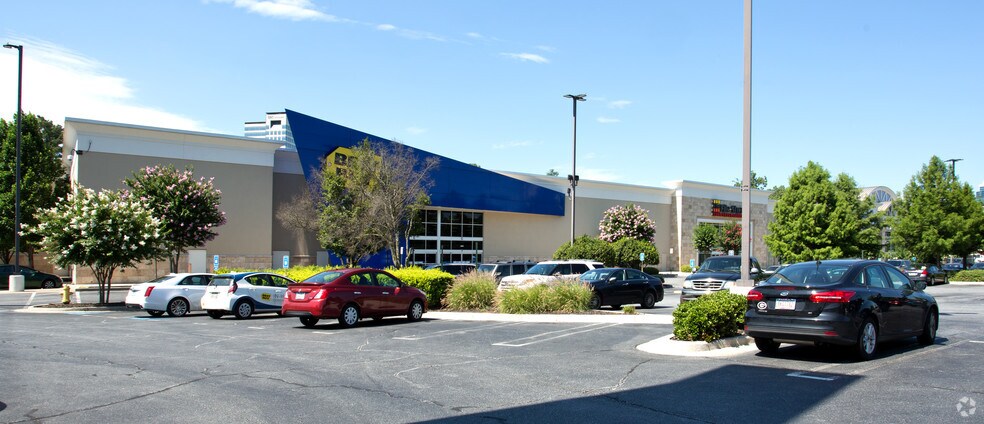 More Photos Of 1121-1201 Hammond Dr, Atlanta Unknown For Lease