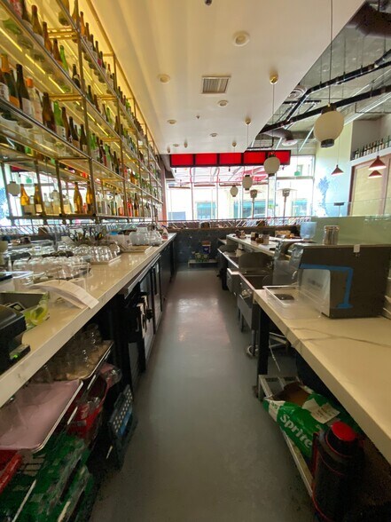 More Photos Of 770 S Grand Ave, Los Angeles Apartments For Lease