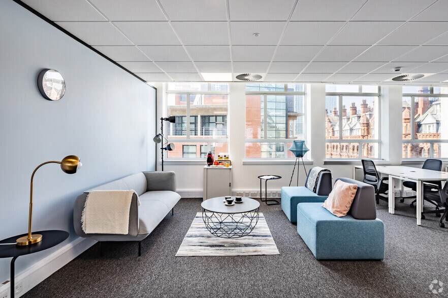 More Photos Of Oxford St, Manchester Coworking Space