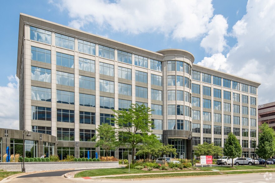 Primary Photo Of 9500 W Bryn Mawr Ave, Rosemont Office For Lease