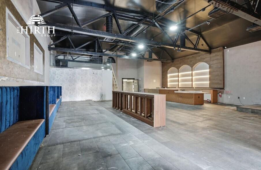 More Photos Of 1612-1616 N Cahuenga Blvd, Hollywood Restaurant For Sale