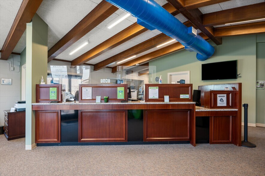 More Photos Of 3143 Valley Pike, Winchester Bank For Sale