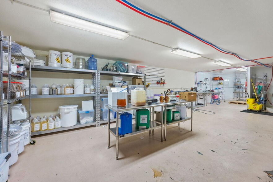 More Photos Of 1 Stevenson Rd, Laramie Specialty For Lease