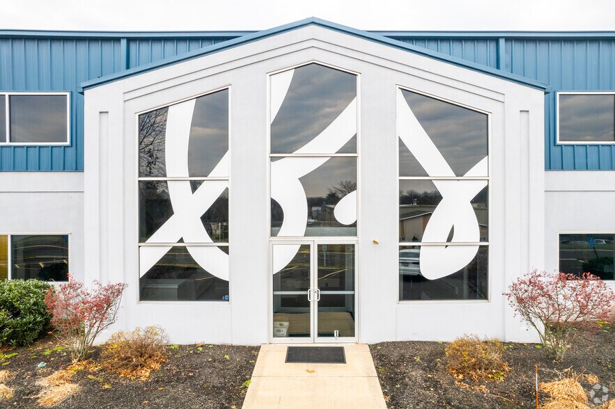 More Photos Of 9 Iron Bridge Dr, Collegeville Industrial For Sale