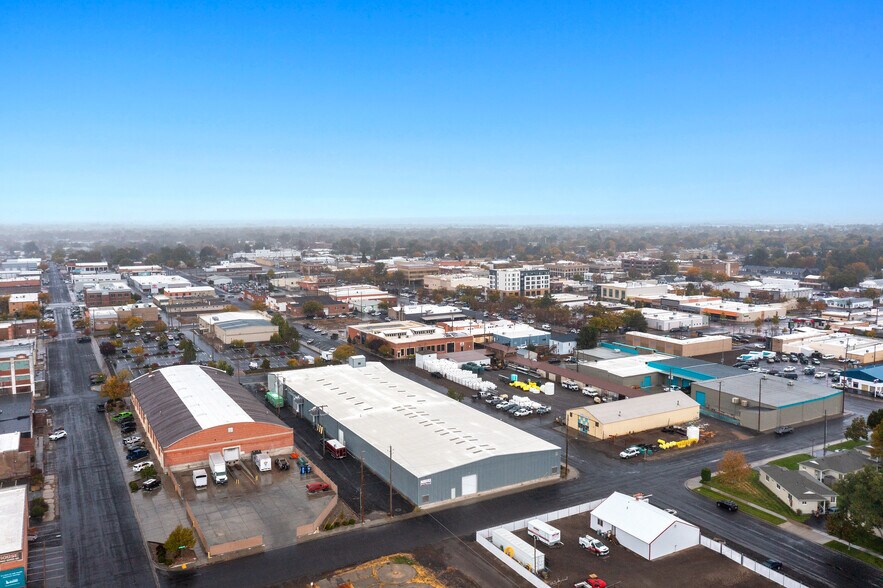 More Photos Of 302-343 3rd Ave S, Twin Falls Warehouse For Sale