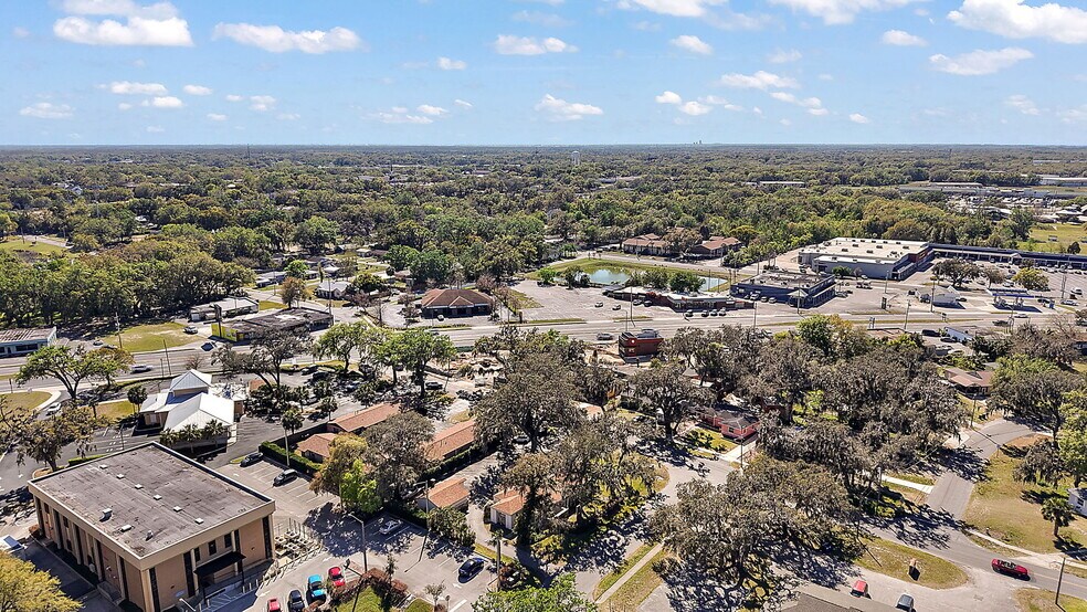 More Photos Of 708 Lee St, Leesburg Office For Sale
