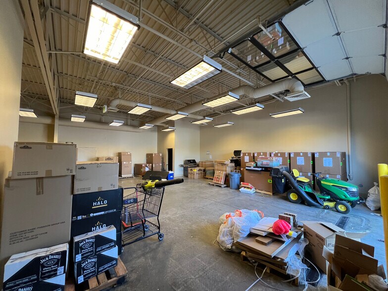 More Photos Of 5710-5714 W State St, Boise Light Distribution For Lease