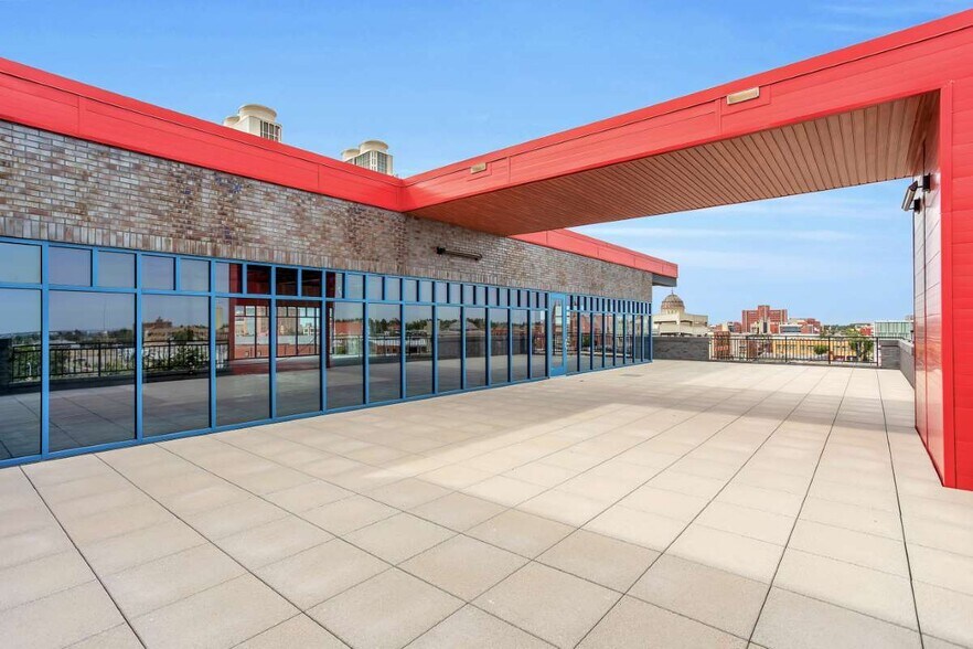 More Photos Of 1122 N Broadway Ave, Oklahoma City Office For Lease
