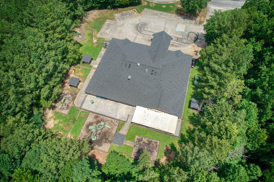 More Photos Of 2081 Mesa Valley Way, Austell Specialty For Sale