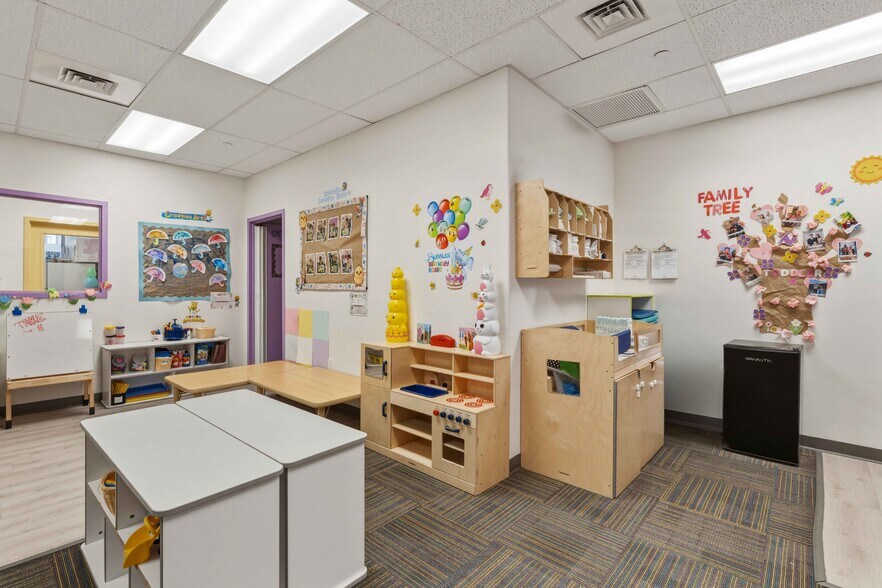 More Photos Of 2728 Thomson Ave, Long Island City Apartments For Sale