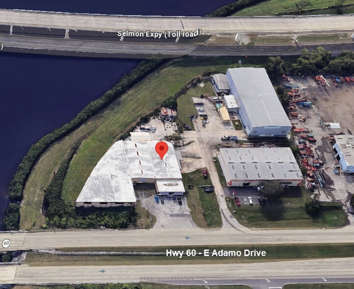 More Photos Of 7501 E Adamo Dr, Tampa Warehouse For Sale