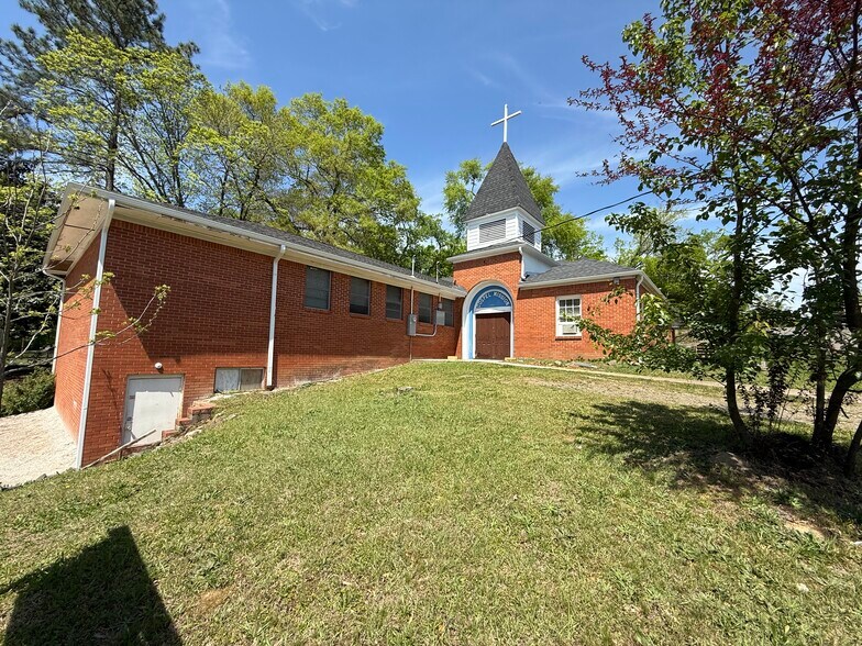 More Photos Of 1107 Spring St, Hot Springs Flex For Sale