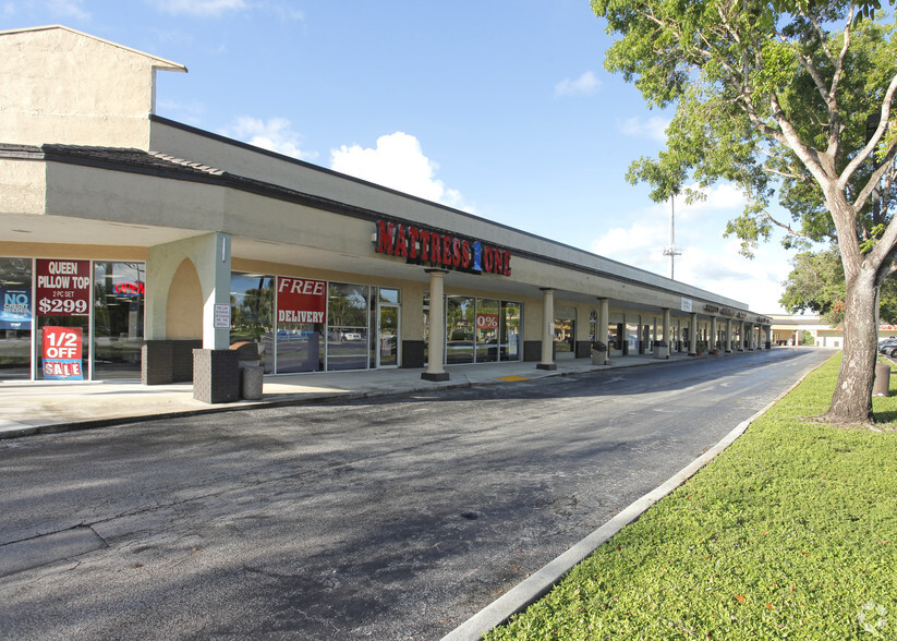 Primary Photo Of 5503-5795 S University Dr, Davie Unknown For Lease