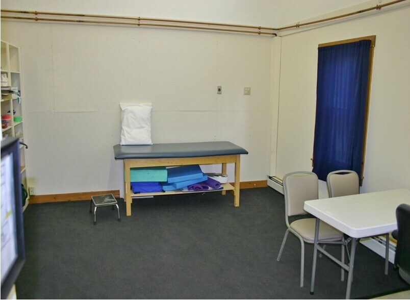 More Photos Of 485 Commercial St, Rockport Office For Sale