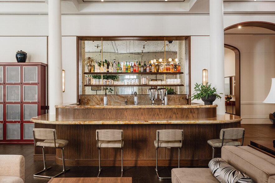 More Photos Of 1 Hanover Sq, New York Office For Lease