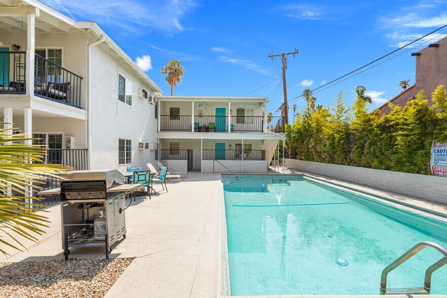 More Photos Of 1674 S Via Salida, Palm Springs Apartments For Sale