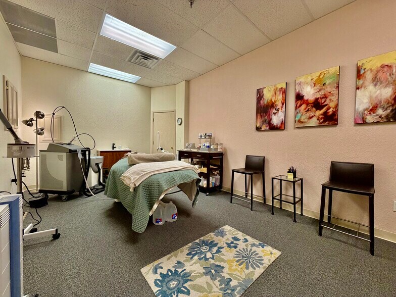 More Photos Of 6610 Gunpark Dr, Boulder Loft Creative Space For Sale