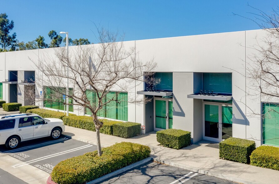 More Photos Of 9661 Irvine Center Dr, Irvine Loft Creative Space For Sale