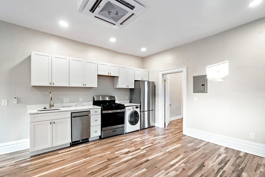 More Photos Of 252 Lincoln St, Denver Apartments For Sale