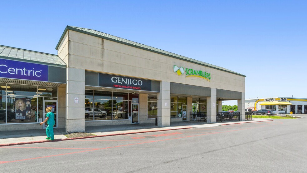 More Photos Of 1111-1221 Hill Rd N, Pickerington General Retail For Lease