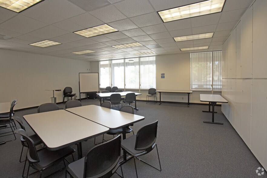 More Photos Of 601 N Golden Circle Dr, Santa Ana Medical For Sale