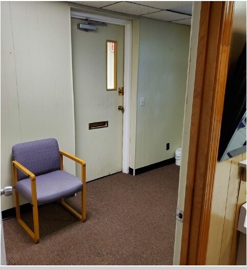 More Photos Of 805 High St, Westwood Medical For Lease