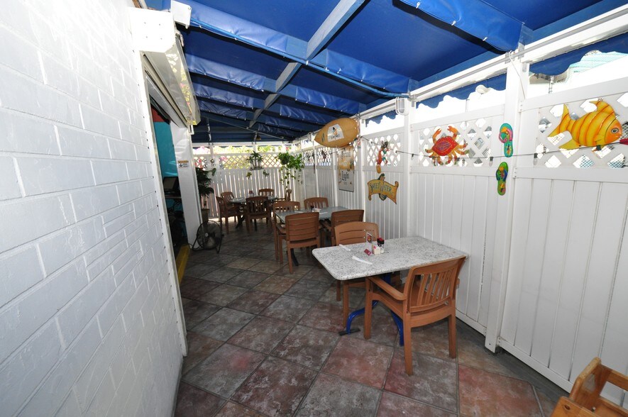 More Photos Of 1240 Overseas Hwy, Marathon Restaurant For Sale