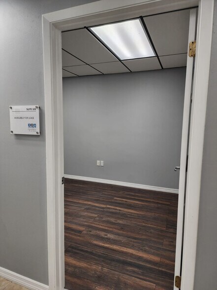 More Photos Of 102 Columbia Dr, Cape Canaveral Office Residential For Lease