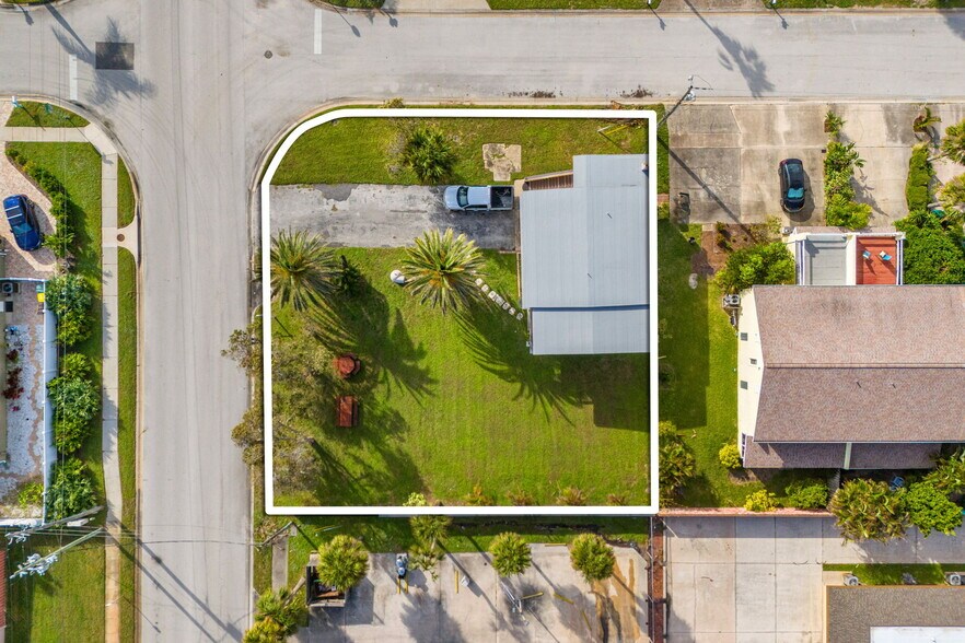 More Photos Of 106 Sunrise Ave, Satellite Beach Apartments For Sale