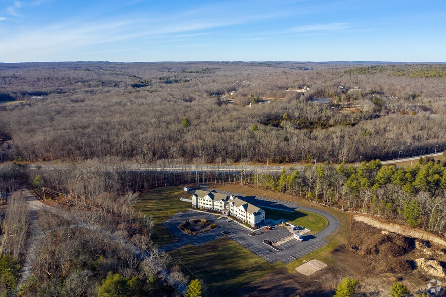 More Photos Of 80 Palmer Cir, Hope Valley Office For Lease
