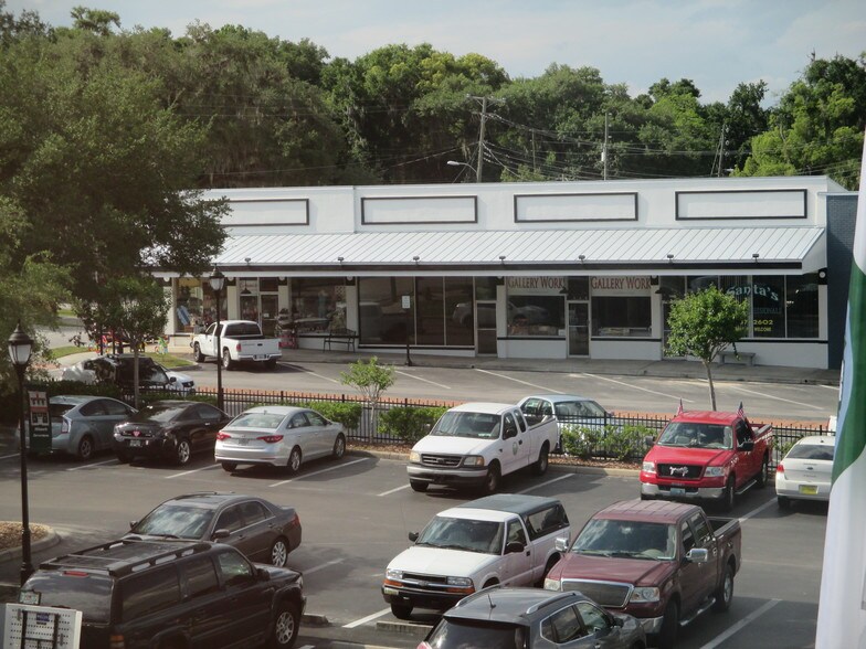 More Photos Of 200 W Tompkins St, Inverness General Retail For Lease