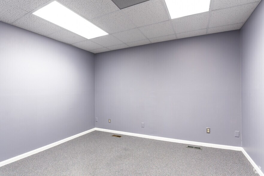 More Photos Of 5380 Holiday Ter, Kalamazoo Office For Sale