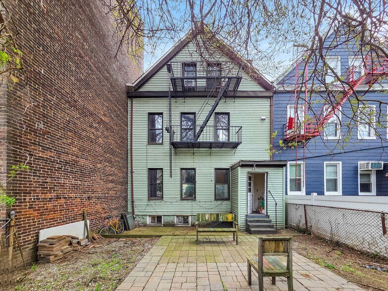 More Photos Of 14 48th St, Weehawken Apartments For Sale