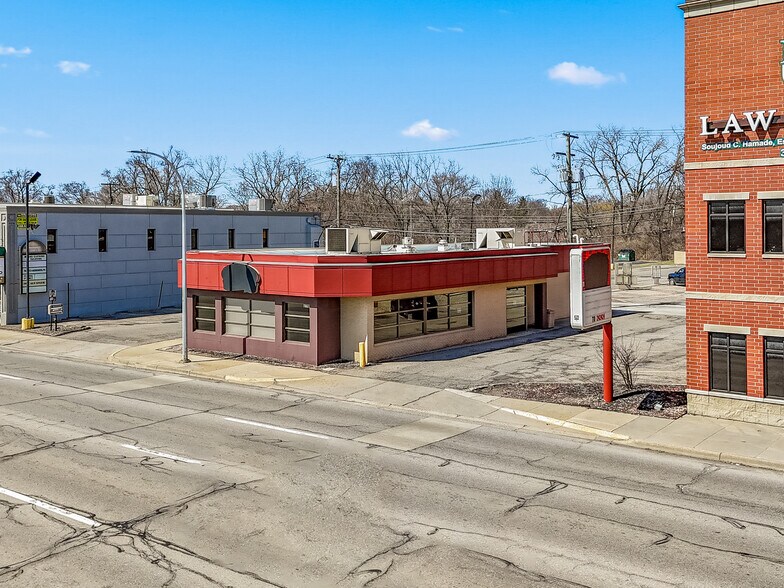 Primary Photo Of 23780 Michigan Ave, Dearborn Fast Food For Lease