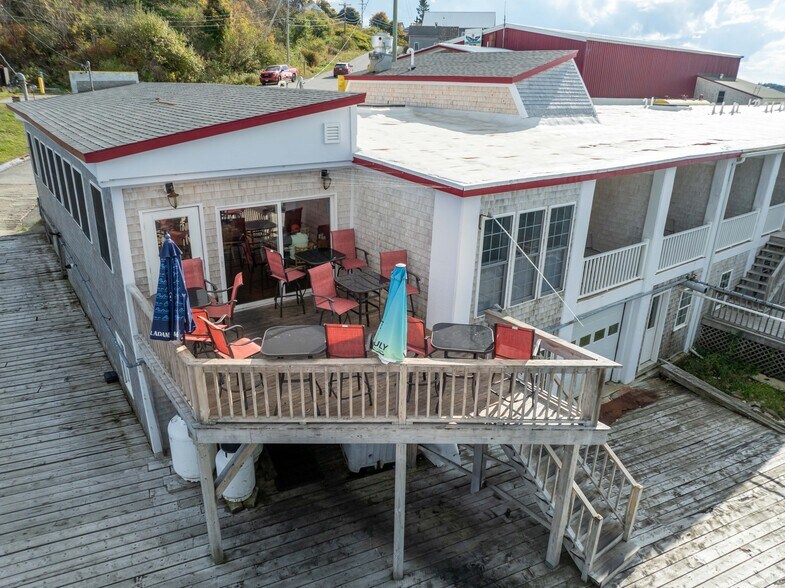 More Photos Of 69 Johnson St, Lubec Hotel For Sale