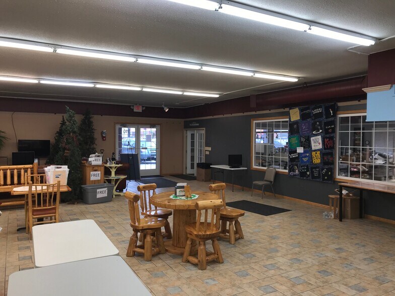 More Photos Of 300 4th Ave NE, Waite Park General Retail For Sale
