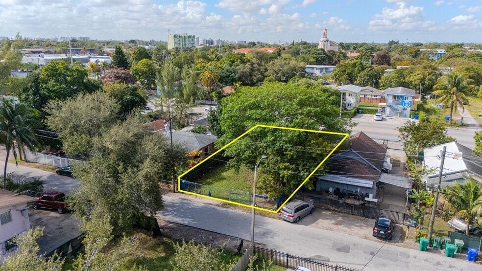 More Photos Of 7552 NE Miami Ct, Miami Land For Sale