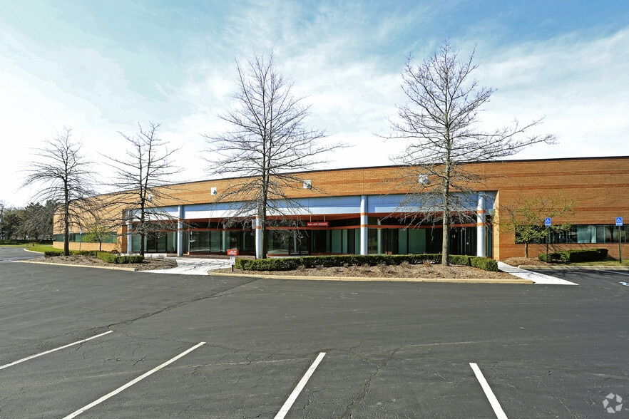 More Photos Of 2998 Waterview Dr, Rochester Hills Research And Development For Sale