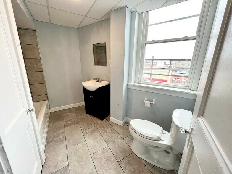 More Photos Of 9 Green St, Taunton Restaurant For Sale