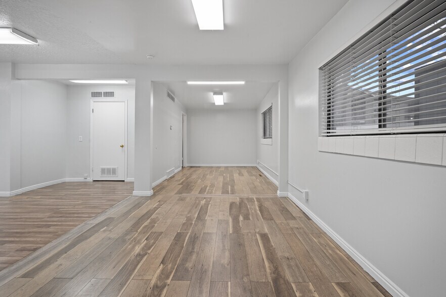 More Photos Of 9386 S Redwood Rd, West Jordan Office For Lease