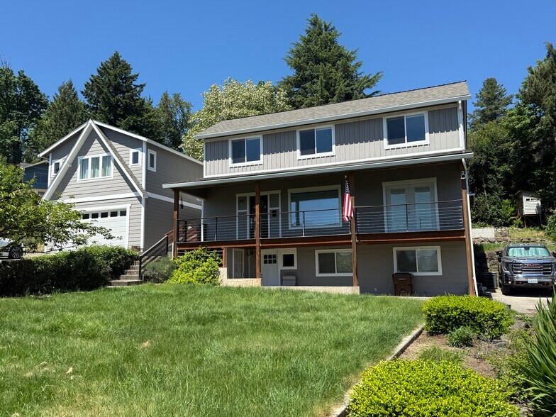 More Photos Of 1505 NW 10th Ave, Camas Multifamily For Sale