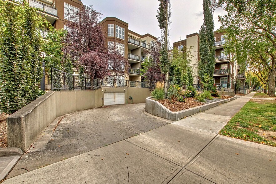 More Photos Of 10403 122 St, Edmonton Office For Sale