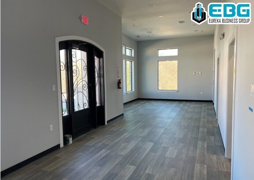 More Photos Of 800 N Plano Rd, Richardson Medical For Lease