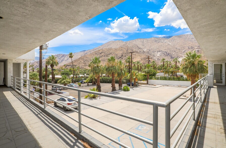 More Photos Of 777 N Palm Canyon Dr, Palm Springs Loft Creative Space For Sale