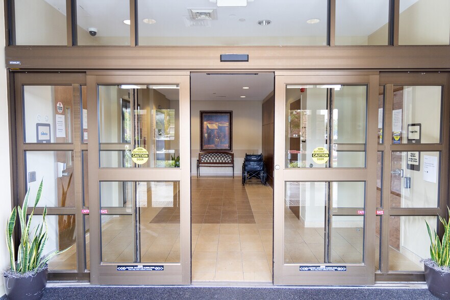 More Photos Of 3031 New Bern Ave, Raleigh Medical For Lease