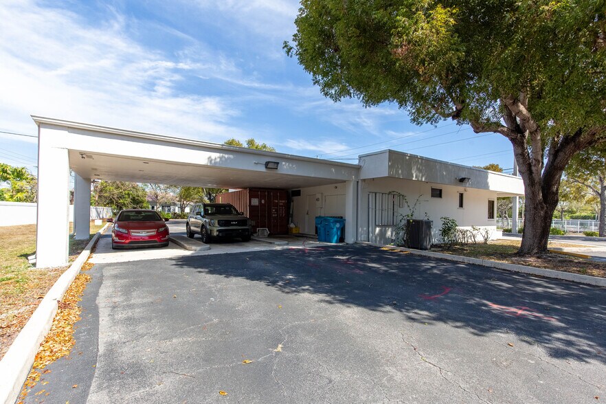 More Photos Of 2419 S Seacrest Blvd, Boynton Beach Medical For Sale