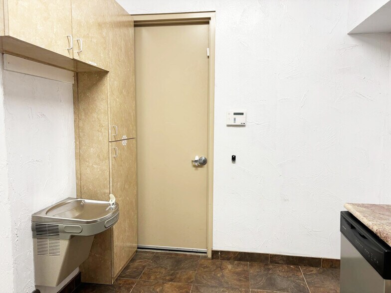 More Photos Of 6814 Lebanon Rd, Frisco Medical For Lease