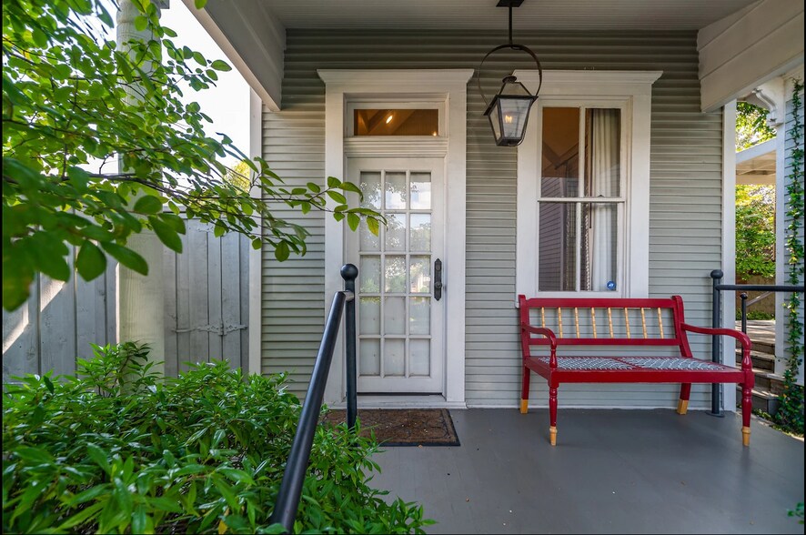 More Photos Of 2315 Routh St, Dallas Office Residential For Sale