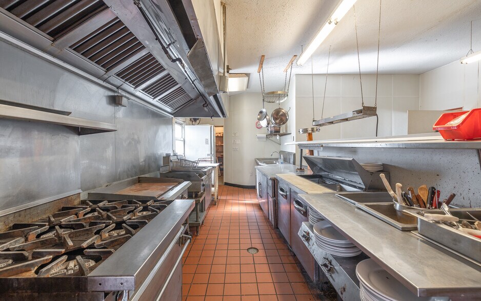 More Photos Of 9180 State Route 140, Hamel Restaurant For Sale